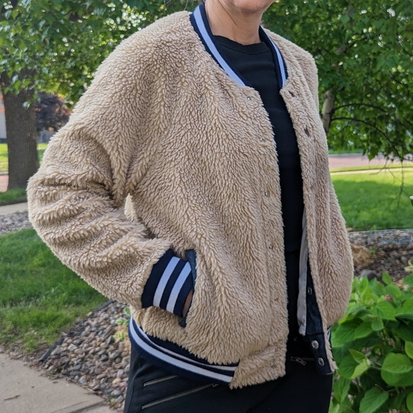 MOTHER fleece snap front letterman jacket L - Picture 6 of 11